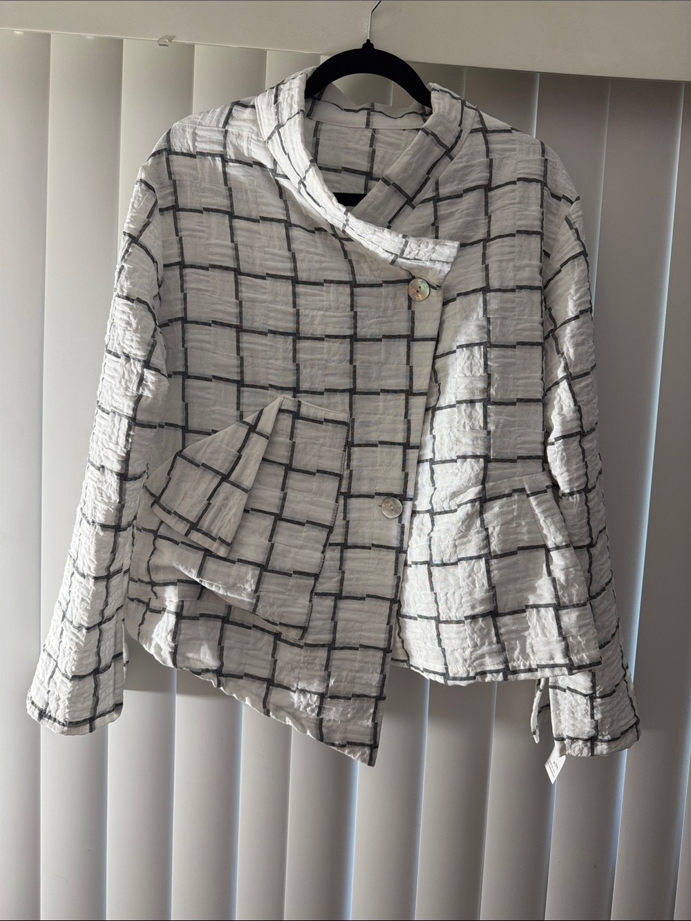 White and black Textured Grid Blazer with Asymmetric Collar vest kimono.